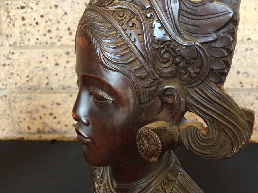 Finely Carved Wooden BALI Indonesian Woman Bust Head Statue [Photo 8]