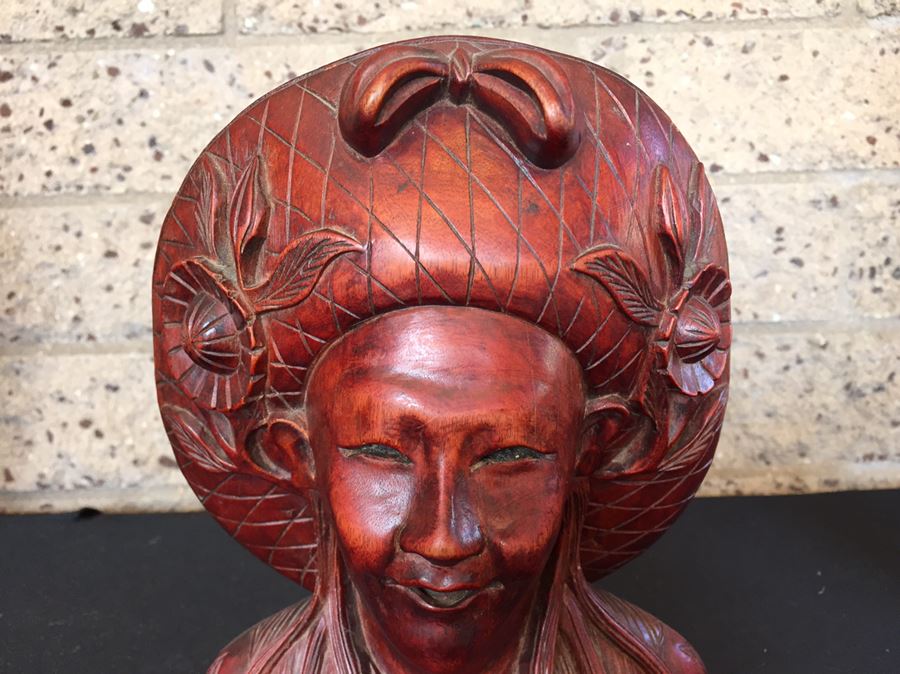 Nicely Carved Wooden Male Bust [Photo 4]