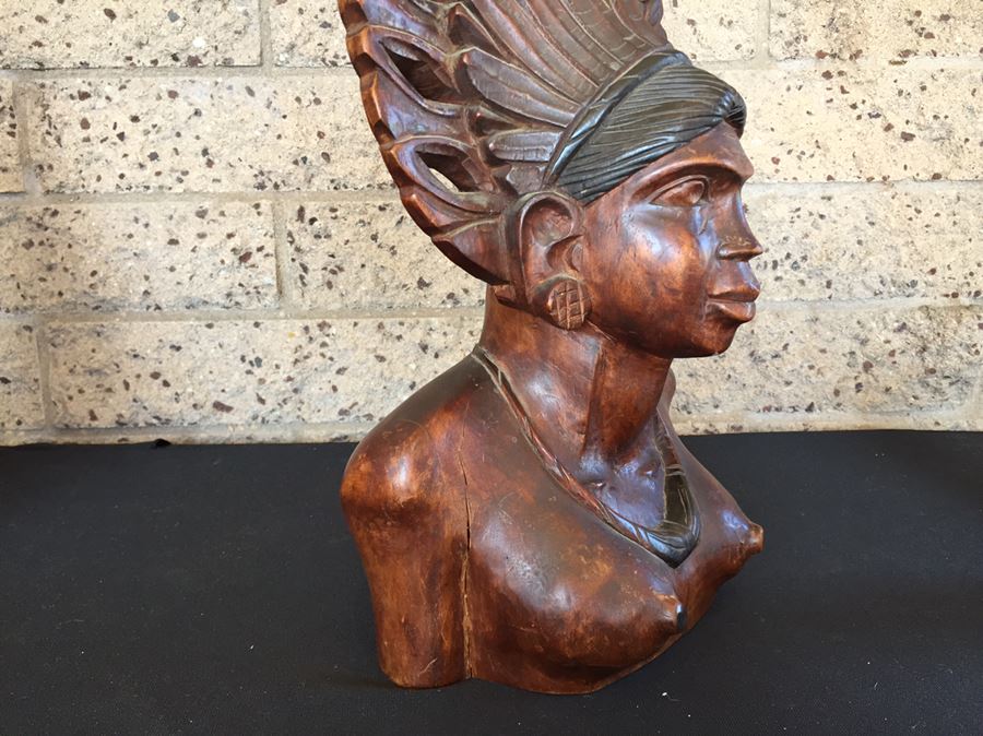 Nicely Carved Wooden Female Bust [Photo 9]