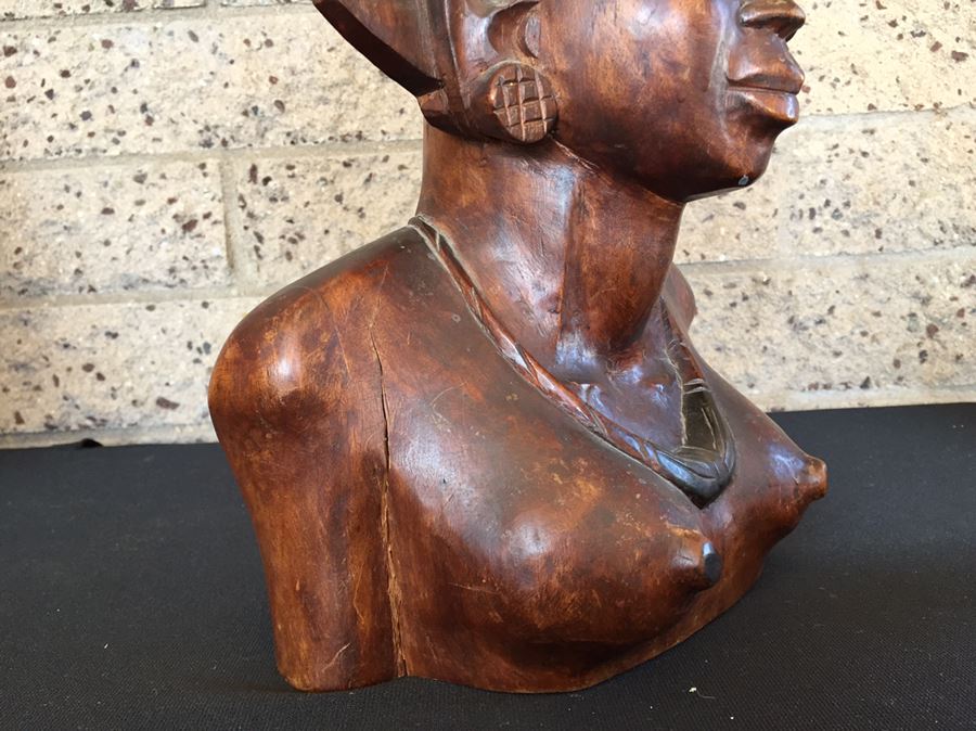 Nicely Carved Wooden Female Bust [Photo 7]