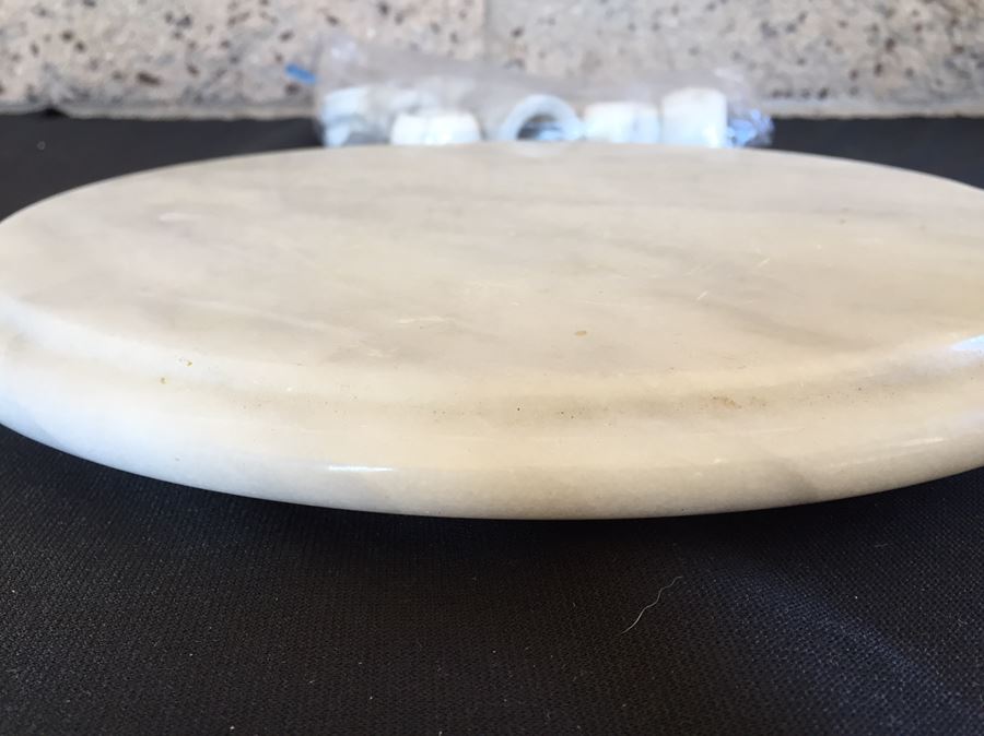 White Marble Lazy Susan And Napkin Rings [Photo 4]