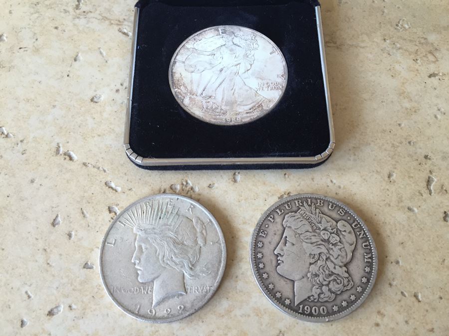 1922 Peace Dollar, 1900 Morgan Silver Dollar And 1989 Standing Liberty Silver Dollar $49 Silver Melt Value
