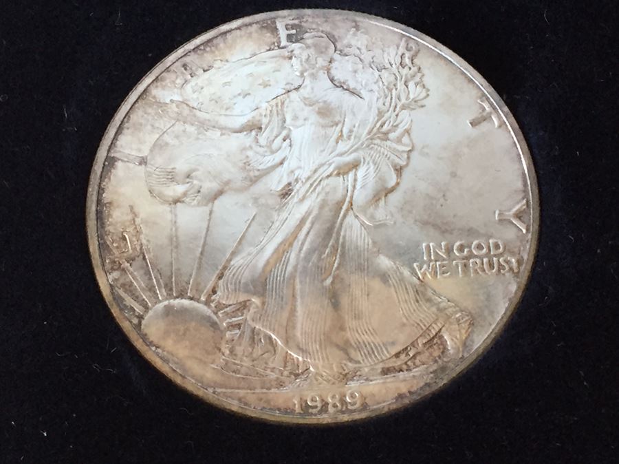 1922 Peace Dollar, 1900 Morgan Silver Dollar And 1989 Standing Liberty Silver Dollar $49 Silver Melt Value [Photo 4]