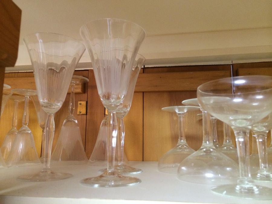 Stemware Lot [Photo 9]