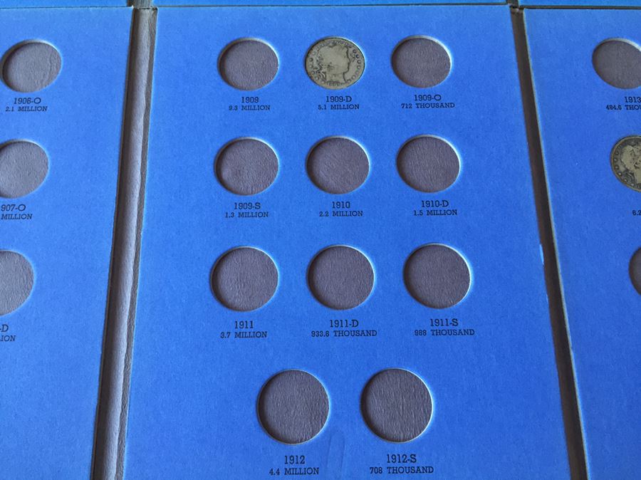 (8)  Barber Liberty Head 'Morgan' Quarters With Coin Books $29 Melt Value [Photo 5]