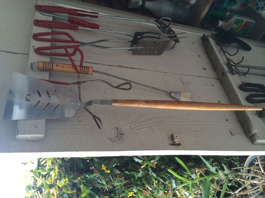 Grilling and Gardening Lot [Photo 24]