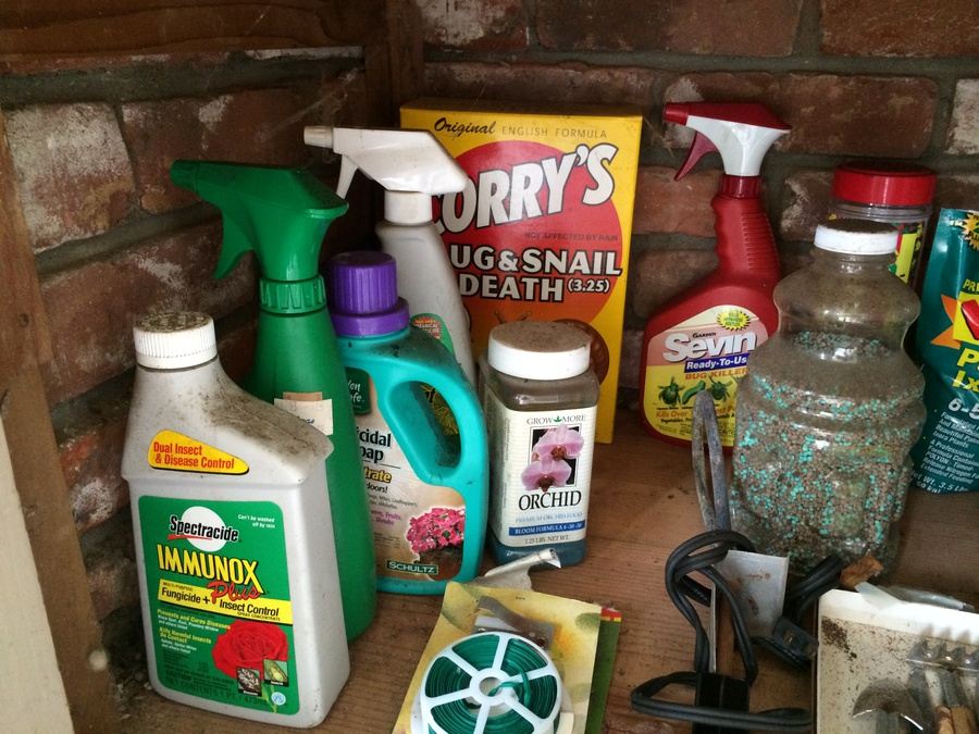 Grilling and Gardening Lot [Photo 10]