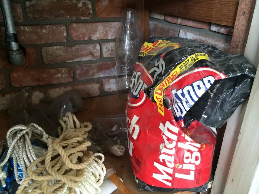 Grilling and Gardening Lot [Photo 12]