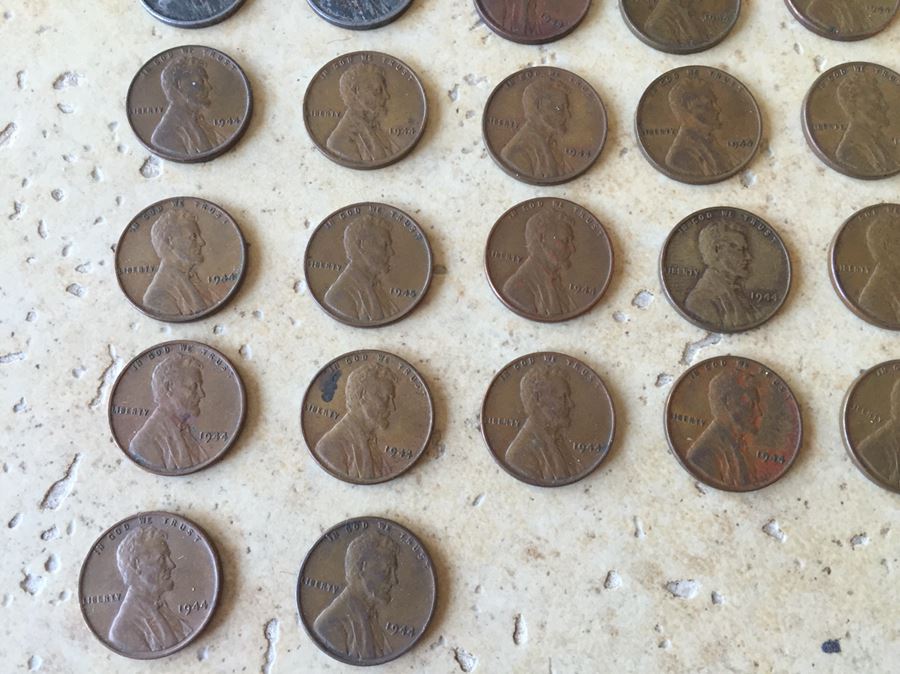 Huge Collection Of Lincoln Head Cents Pennies Steel Pennies Wheat Pennies With Coin Books And Change Purse [Photo 42]