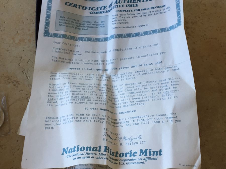 National Historic Mint Commemorative Issues Non-Monetary Coins 'Layered' In Silver And Gold And Abraham And Mary Lincoln Presidential and First Lady Souvenir Coin Token [Photo 3]