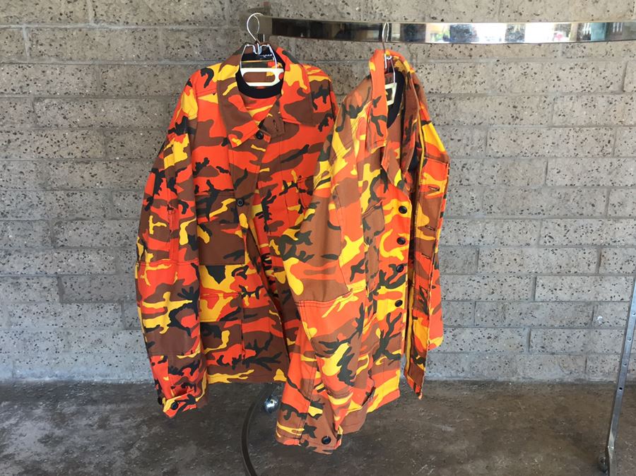 His And Her Fall Hunting Camouflage Clothing Size XL And S