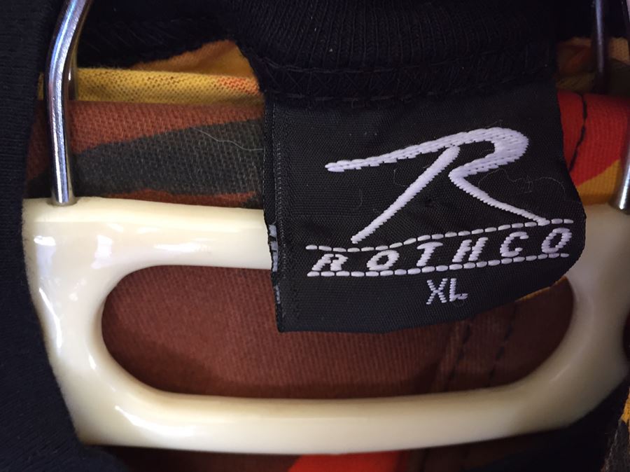 His And Her Fall Hunting Camouflage Clothing Size XL And S [Photo 5]