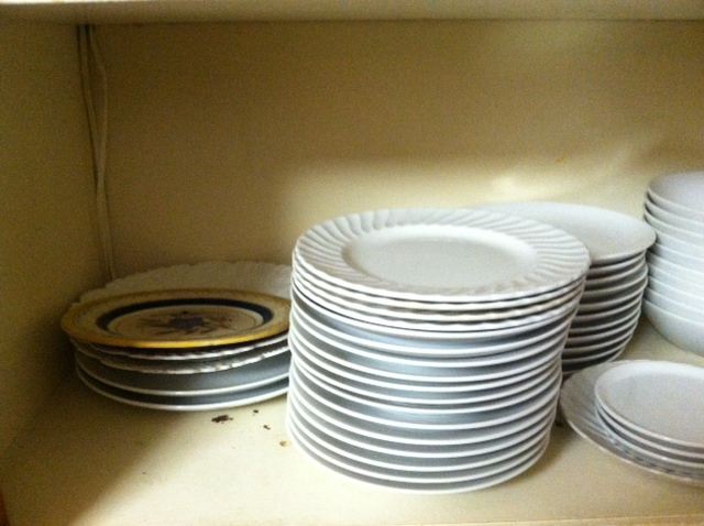 Cabinet Lot [Photo 7]