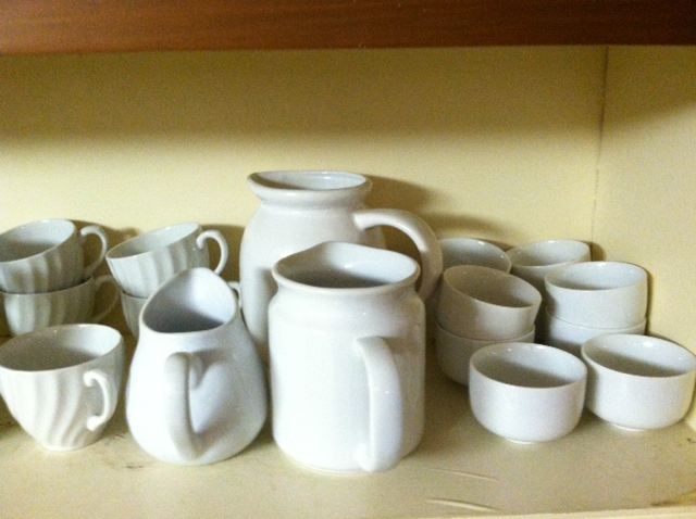 Cabinet Lot [Photo 4]