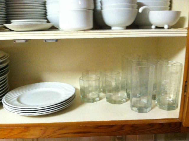 Cabinet Lot [Photo 9]