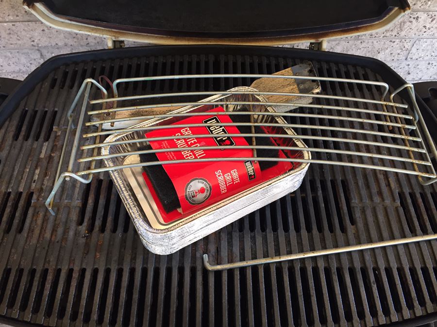 Weber Gas Grill With Accessories [Photo 3]