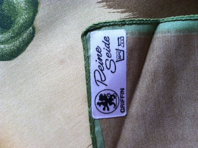 Vintage Scarf Lot 1 [Photo 4]