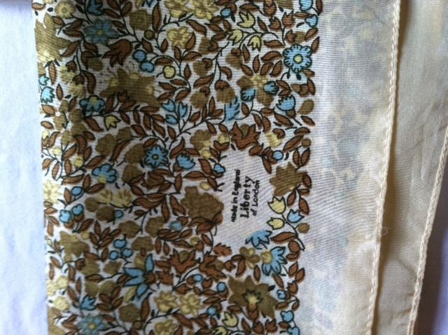 Vintage Scarf Lot 1 [Photo 10]