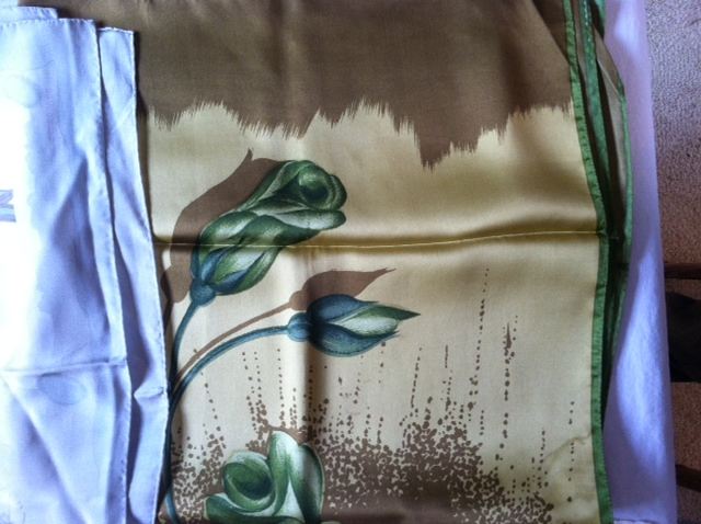 Vintage Scarf Lot 1 [Photo 3]
