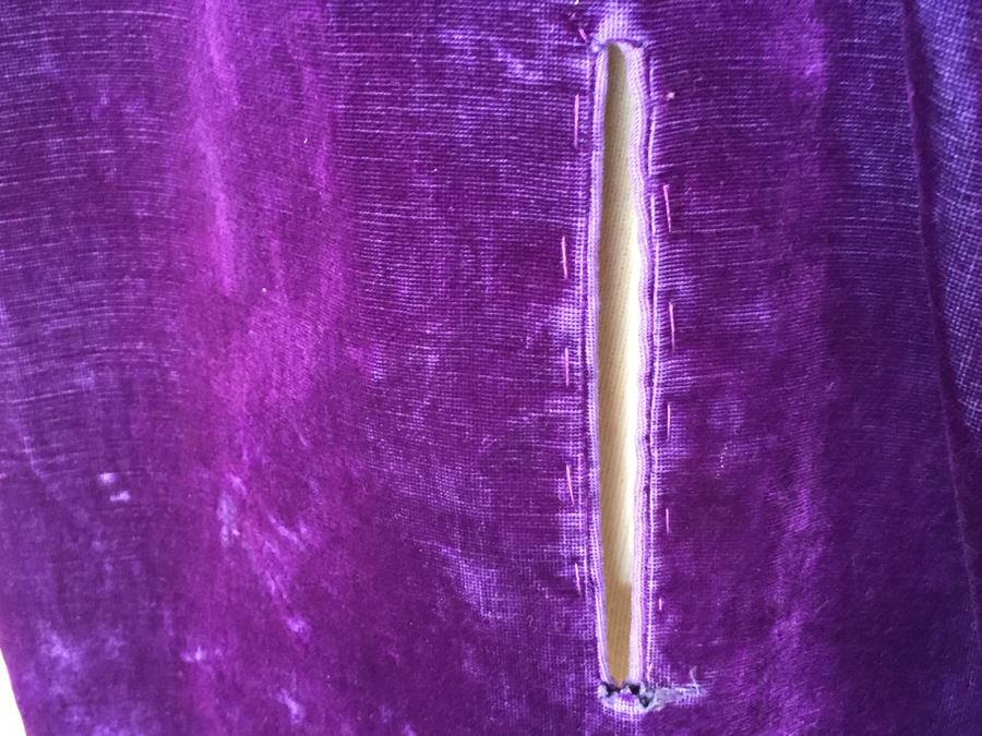 Vintage Purple Robe [Photo 2]