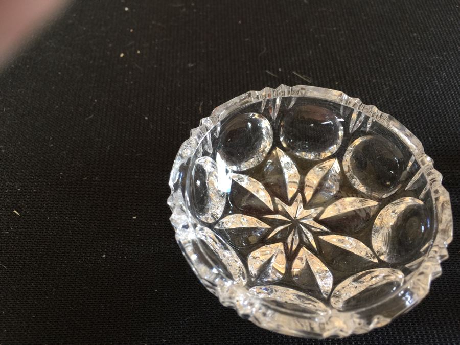 Collection Of Crystal Salt Dishes And Sterling Silver Salt Spoons [Photo 6]