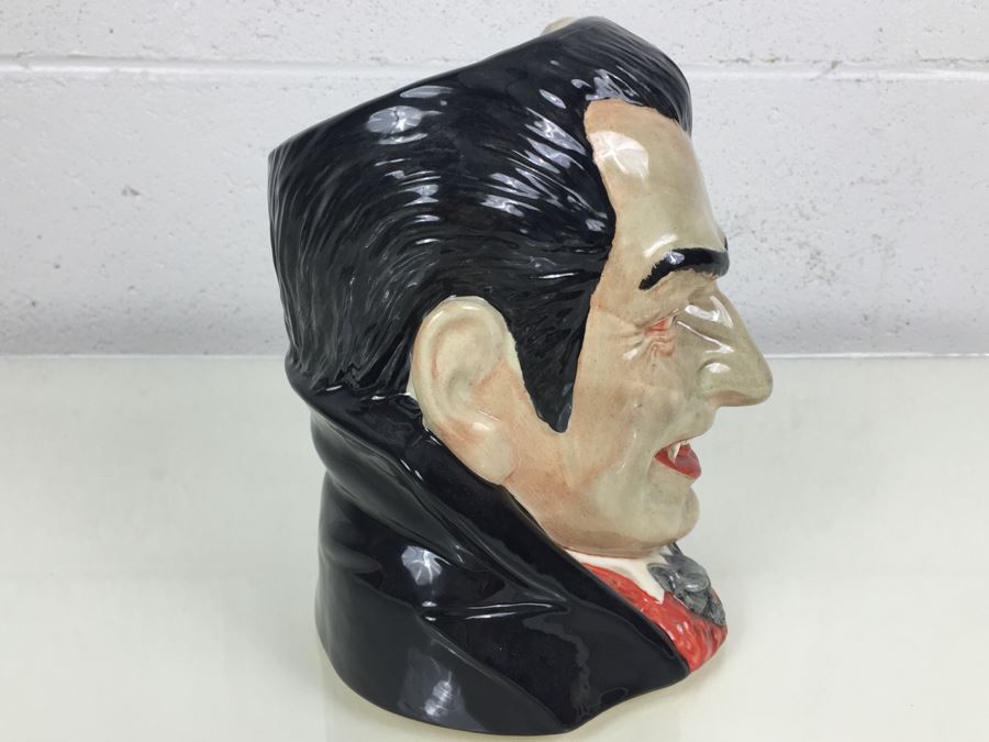 Royal Doulton Large 'Count Dracula' D7053 Character Jug [Photo 10]