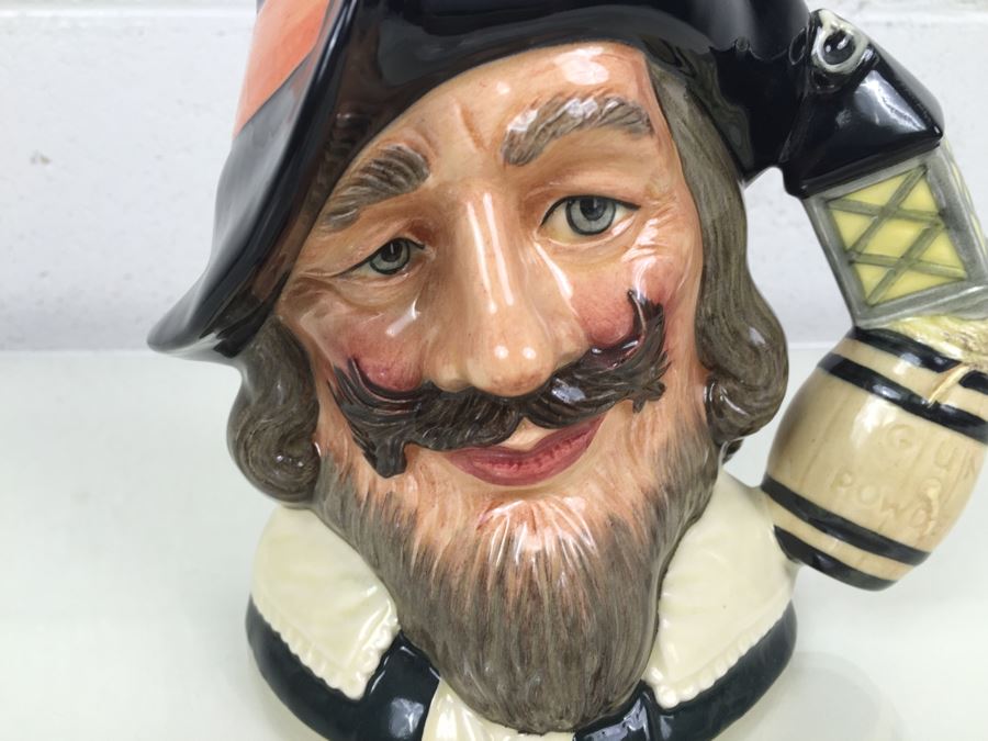 Royal Doulton Large 'Guy Fawkes' D6861 Character Jug [Photo 2]