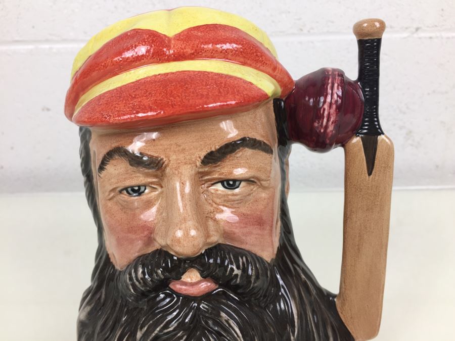 Royal Doulton Large 'W.G Grace' D7032 Character Jug [Photo 4]