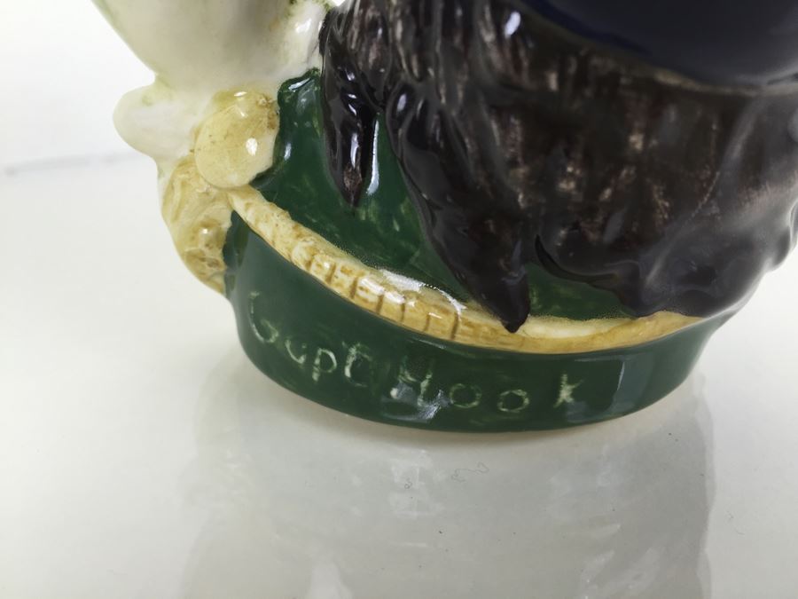 Royal Doulton Small 'Capt.Hook' D6001 Character Jug 1964 [Photo 10]