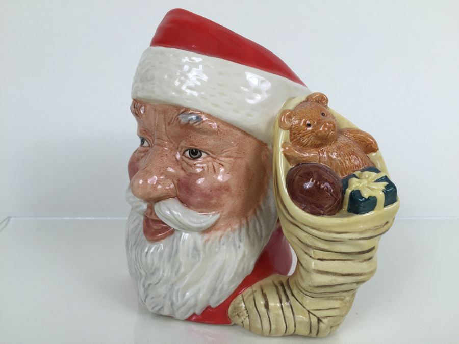 Royal Doulton Large 'Santa Claus' D6690 Character Jug 1983 [Photo 2]