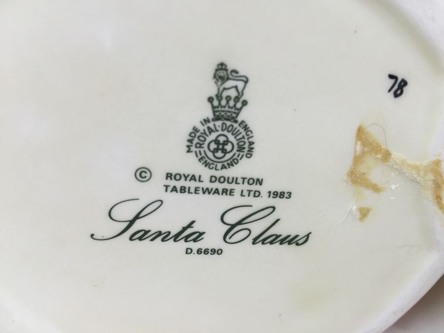 Royal Doulton Large 'Santa Claus' D6690 Character Jug 1983 [Photo 3]