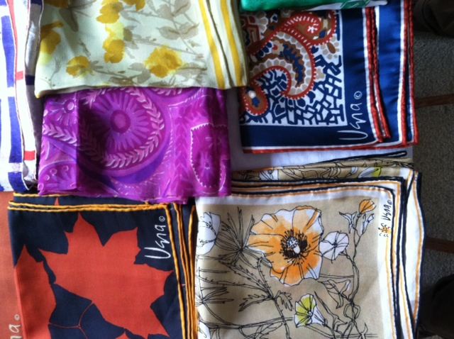 Vintage Scarf Lot 4 [Photo 10]