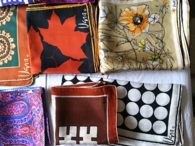 Vintage Scarf Lot 4 [Photo 11]