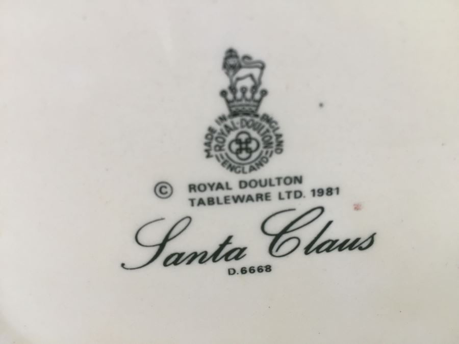 Royal Doulton Large 'Santa Claus' D6668 Character Jug 1981 [Photo 10]