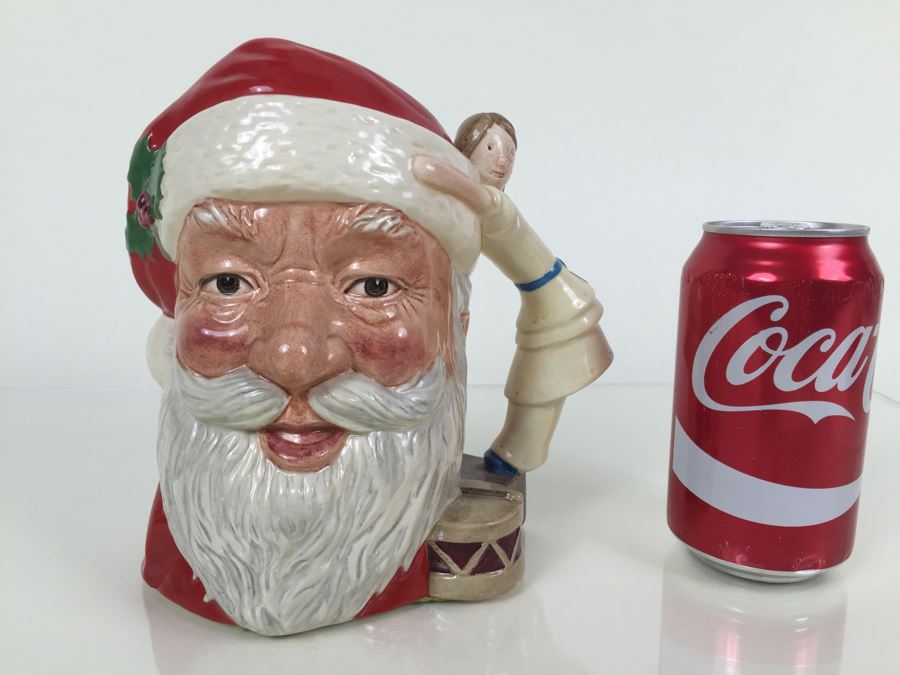 Royal Doulton Large 'Santa Claus' D6668 Character Jug 1981 [Photo 4]