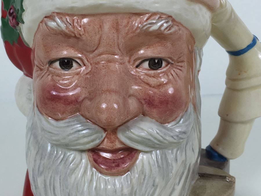 Royal Doulton Large 'Santa Claus' D6668 Character Jug 1981 [Photo 5]