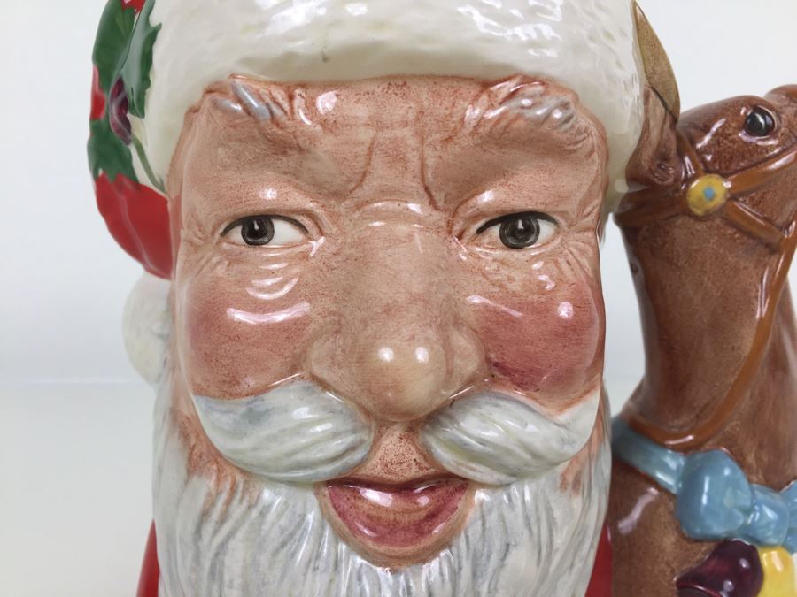 Royal Doulton Large 'Santa Claus' D6675 Character Jug 1982 [Photo 5]