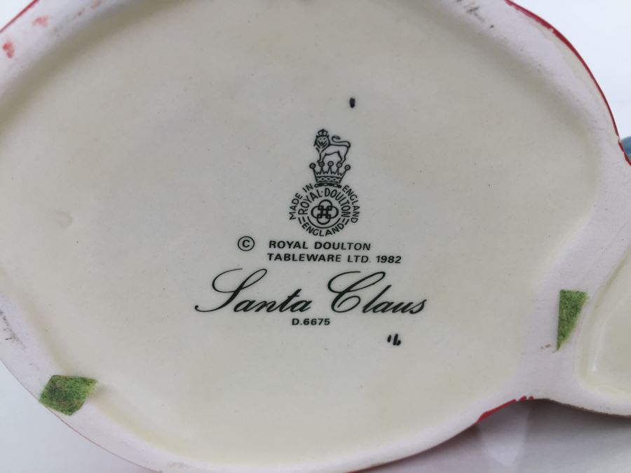 Royal Doulton Large 'Santa Claus' D6675 Character Jug 1982 [Photo 11]