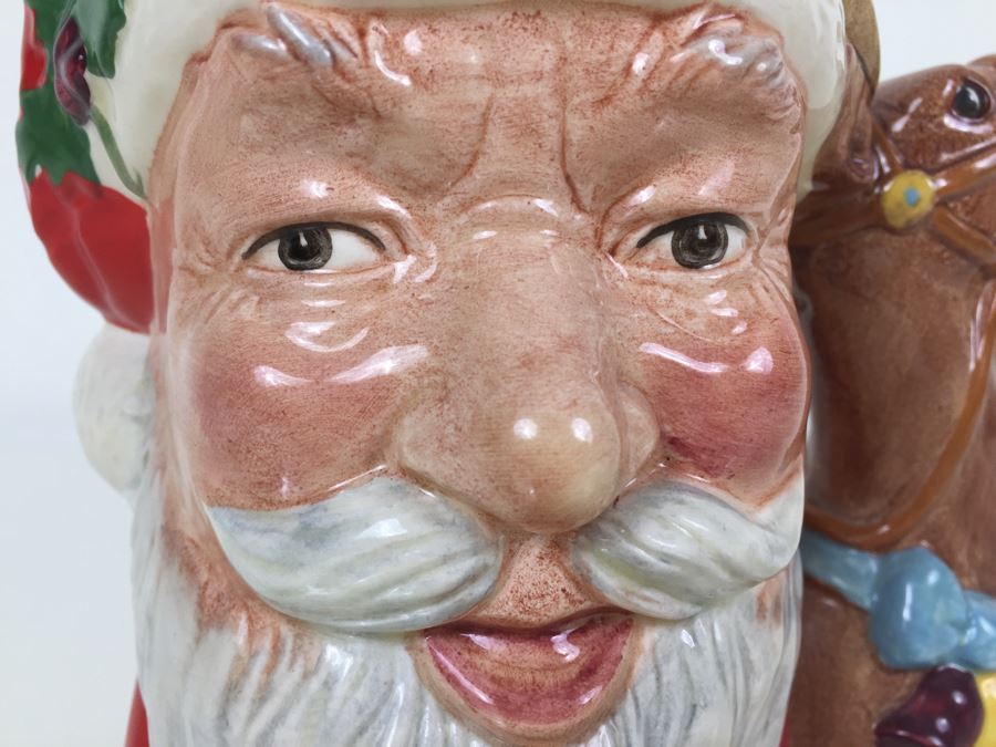 Royal Doulton Large 'Santa Claus' D6675 Character Jug 1982 [Photo 10]