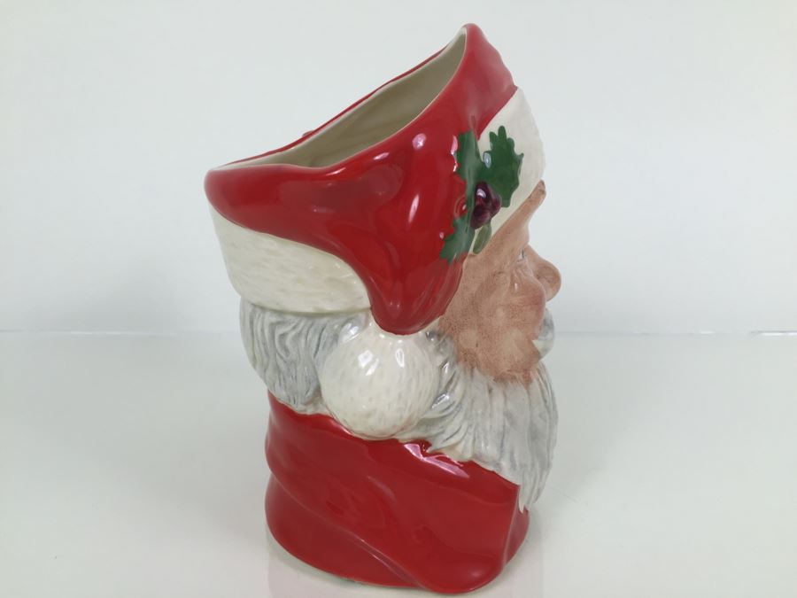 Royal Doulton Large 'Santa Claus' D6675 Character Jug 1982 [Photo 9]