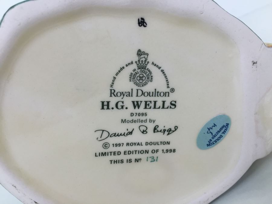 Royal Doulton Large 'H.G.Wells' War Of The Worlds D7095 Character Jug 1997 Limited Edition 131 Of 1,998 [Photo 3]
