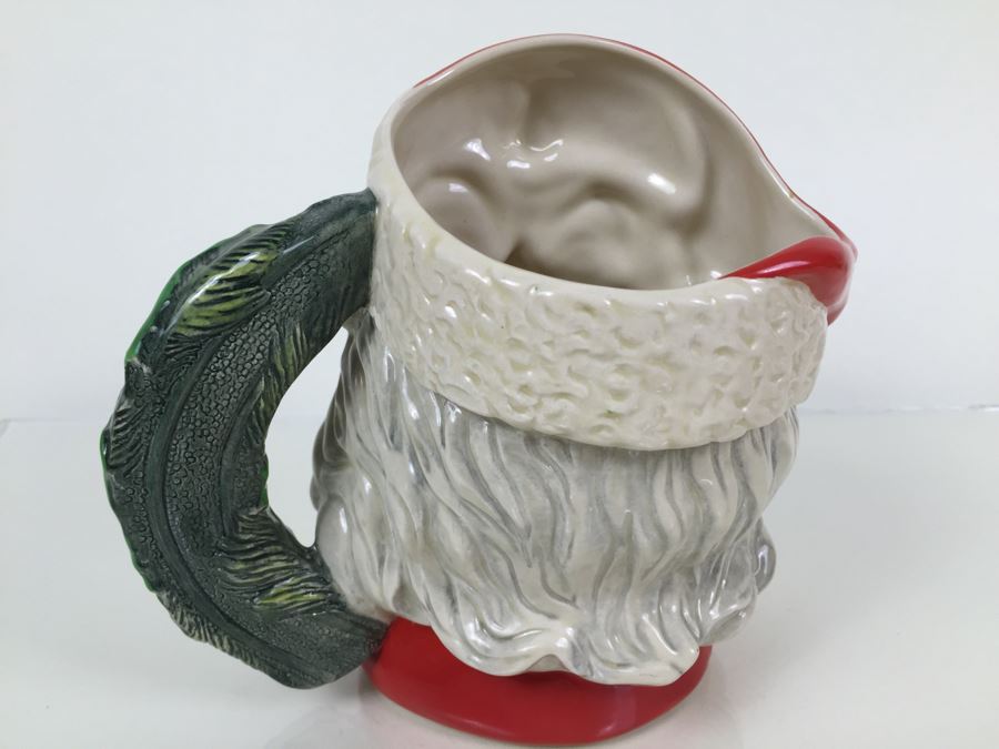 Royal Doulton Large 'Santa Claus' D6794 Character Jug 1987 [Photo 7]
