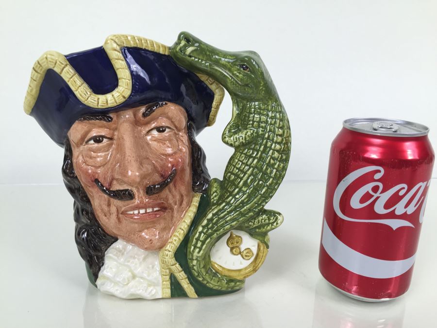Royal Doulton Large 'Captain Hook' D6597 Character Pitcher 1964 [Photo 4]