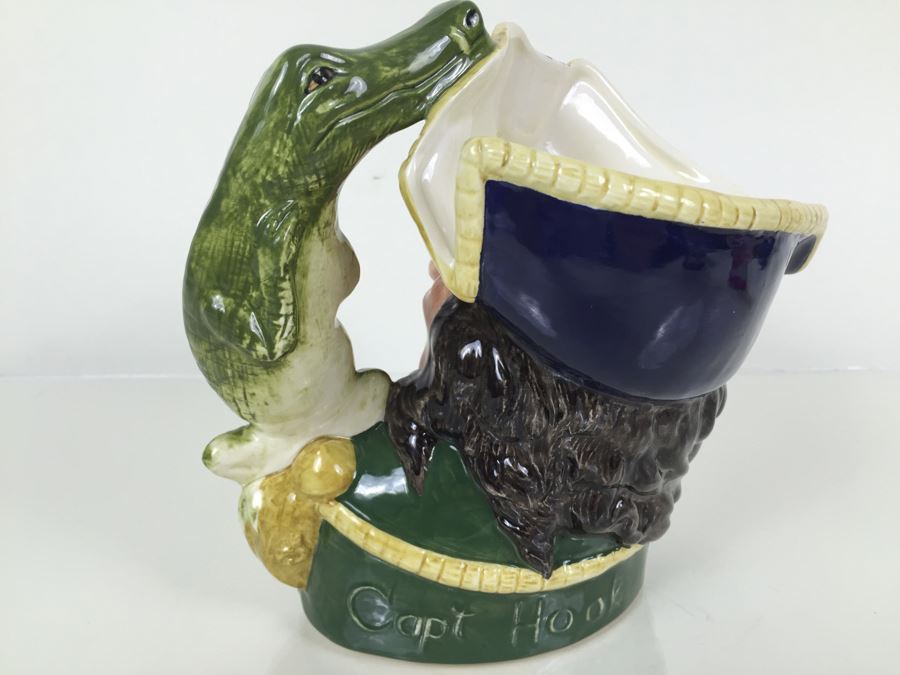 Royal Doulton Large 'Captain Hook' D6597 Character Pitcher 1964 [Photo 2]