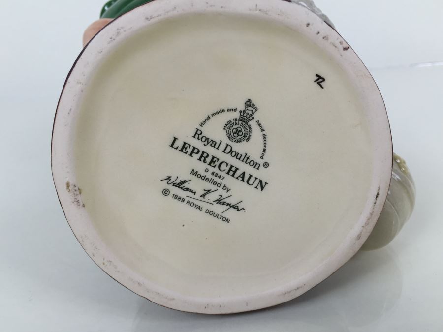 Royal Doulton Large 'Leprechaun' D6847 Character Pitcher 1989 [Photo 2]