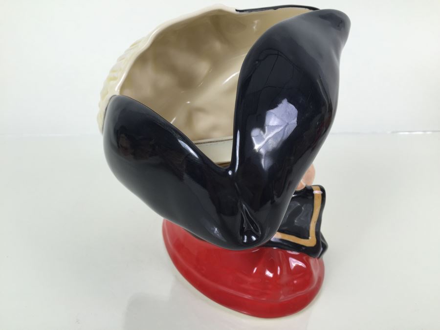 Royal Doulton Large 'Town Crier' D6895 Character Pitcher 1991 [Photo 9]