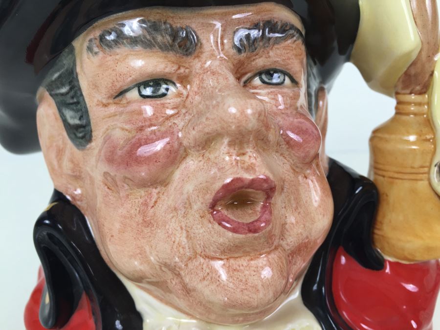 Royal Doulton Large 'Town Crier' D6895 Character Pitcher 1991 [Photo 5]