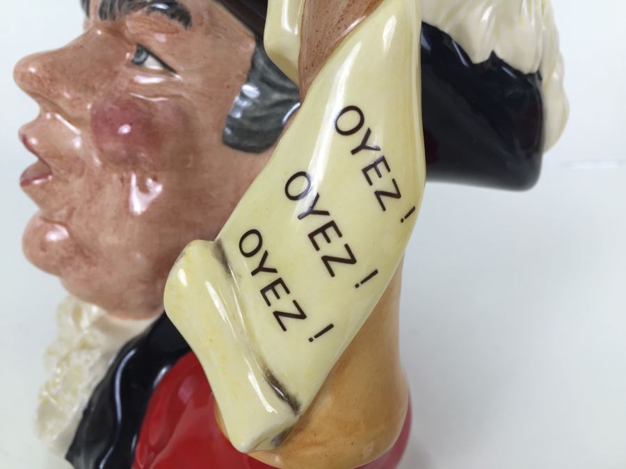 Royal Doulton Large 'Town Crier' D6895 Character Pitcher 1991 [Photo 6]