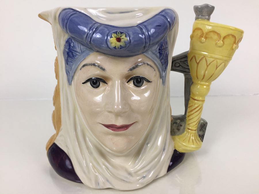 Royal Doulton Large The Star-Crossed Lovers Collection 'King Arthur & Guinevere' D6836 Character Pitcher Limited Edition 1,783 Of 9,500 [Photo 2]