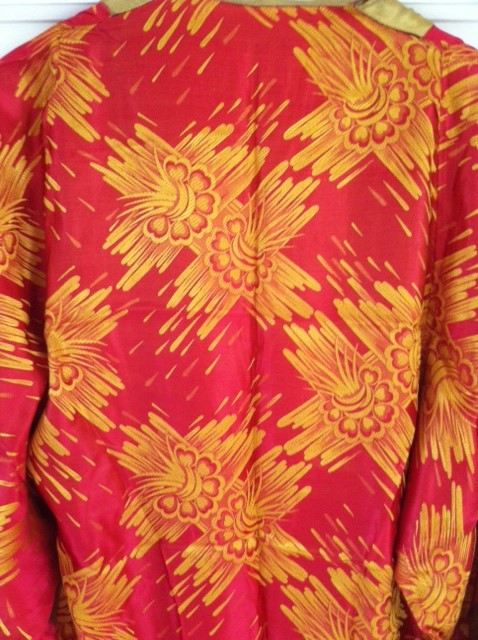 Japanese Silk Robe [Photo 3]
